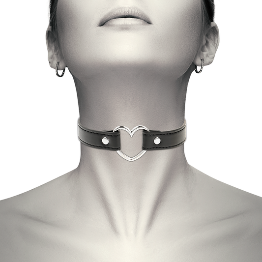 Collier en cuir vegan coeur